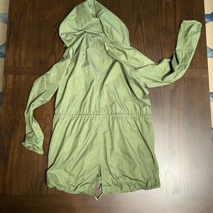 Under armor windbreaker jacket- medium